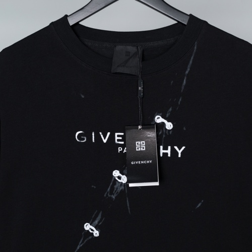 Cheap Givenchy T-Shirts Short Sleeved For Unisex #990288 Replica Wholesale [$40.00 USD] [ITEM#990288] on Replica Givenchy T-Shirts