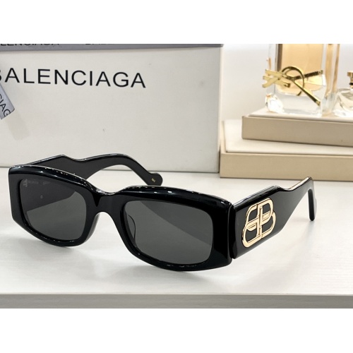 Balenciaga AAA Quality Sunglasses #991333