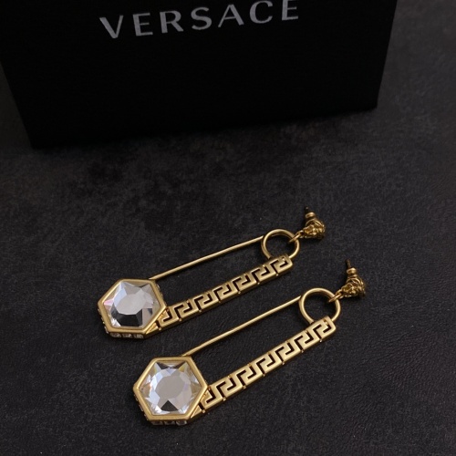 Cheap Versace Earrings For Women #993102 Replica Wholesale [$29.00 USD] [ITEM#993102] on Replica Versace Earrings