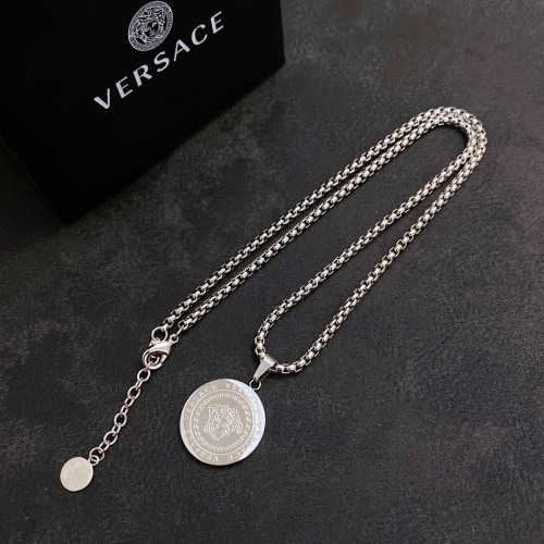 Cheap Versace Necklace #993131 Replica Wholesale [$48.00 USD] [ITEM#993131] on Replica Versace Necklaces