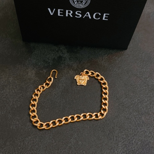 Cheap Versace Bracelet #993223 Replica Wholesale [$34.00 USD] [ITEM#993223] on Replica Versace Bracelet