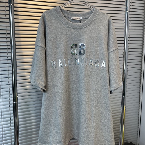 Cheap Balenciaga T-Shirts Short Sleeved For Unisex #994342 Replica Wholesale [$52.00 USD] [ITEM#994342] on Replica Balenciaga T-Shirts