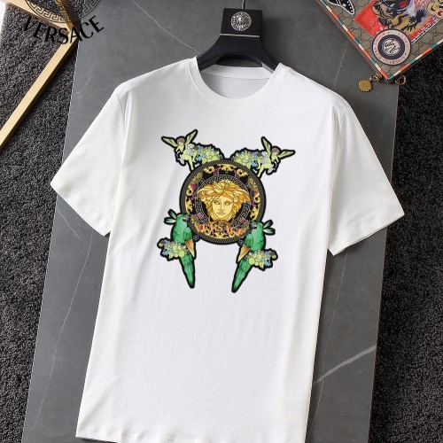 Cheap Versace T-Shirts Short Sleeved For Unisex #994803 Replica Wholesale [$25.00 USD] [ITEM#994803] on Replica Versace T-Shirts