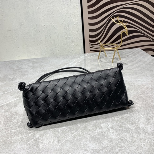 Cheap Bottega Veneta BV AAA Quality Messenger Bags For Women #994928 Replica Wholesale [$98.00 USD] [ITEM#994928] on Replica Bottega Veneta BV AAA Quality Messenger Bags