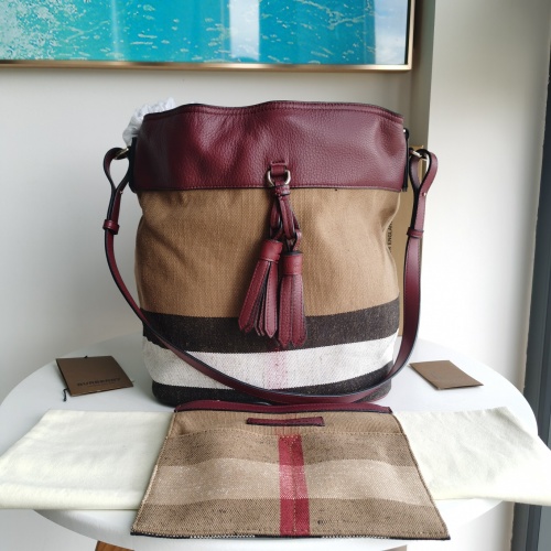 Cheap Burberry AAA Quality Messenger Bags For Women #994980 Replica Wholesale [$205.00 USD] [ITEM#994980] on Replica Burberry AAA Messenger Bags