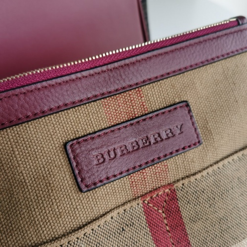 Cheap Burberry AAA Quality Messenger Bags For Women #994980 Replica Wholesale [$205.00 USD] [ITEM#994980] on Replica Burberry AAA Messenger Bags