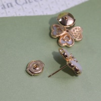 Cheap Van Cleef &amp; Arpels Earrings For Women #984925 Replica Wholesale [$40.00 USD] [ITEM#984925] on Replica Van Cleef &amp; Arpels Earrings