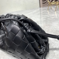 Cheap Bottega Veneta BV AAA Quality Messenger Bags For Women #994948 Replica Wholesale [$100.00 USD] [ITEM#994948] on Replica Bottega Veneta BV AAA Quality Messenger Bags