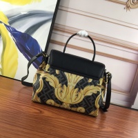 Cheap Versace AAA Quality Messenger Bags For Women #994994 Replica Wholesale [$172.00 USD] [ITEM#994994] on Replica Versace AAA Quality Messenger Bags