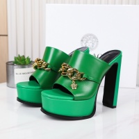 Versace Slippers For Women #995426