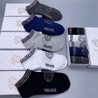 Cheap Versace Socks #995662 Replica Wholesale [$27.00 USD] [ITEM#995662] on Replica Versace Socks