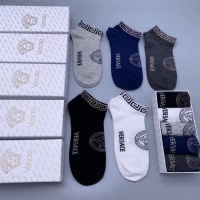 Cheap Versace Socks #995662 Replica Wholesale [$27.00 USD] [ITEM#995662] on Replica Versace Socks