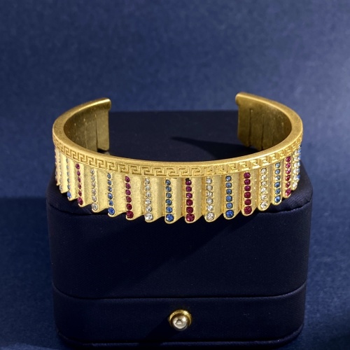 Cheap Versace Bracelet #1000262 Replica Wholesale [$34.00 USD] [ITEM#1000262] on Replica Versace Bracelets