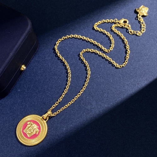Cheap Versace Necklace #1001156 Replica Wholesale [$29.00 USD] [ITEM#1001156] on Replica Versace Necklaces