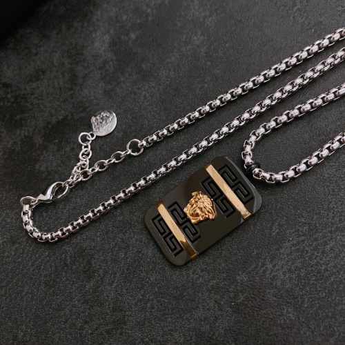 Cheap Versace Necklace #1001718 Replica Wholesale [$40.00 USD] [ITEM#1001718] on Replica Versace Necklaces