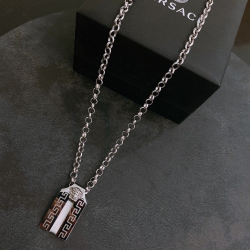 Cheap Versace Necklace #1001719 Replica Wholesale [$40.00 USD] [ITEM#1001719] on Replica Versace Necklaces