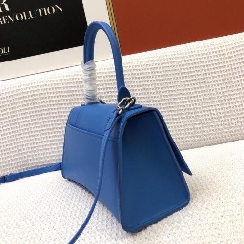 Cheap Balenciaga AAA Quality Messenger Bags For Women #1001726 Replica Wholesale [$96.00 USD] [ITEM#1001726] on Replica Balenciaga AAA Quality Messenger Bags