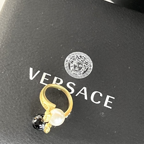 Cheap Versace Rings #1002199 Replica Wholesale [$34.00 USD] [ITEM#1002199] on Replica Versace Rings