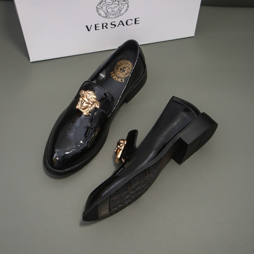 Cheap Versace Leather Shoes For Men #1003363 Replica Wholesale [$88.00 USD] [ITEM#1003363] on Replica Versace Leather Shoes