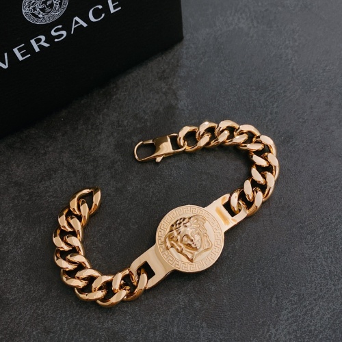 Cheap Versace Bracelet #1003843 Replica Wholesale [$45.00 USD] [ITEM#1003843] on Replica Versace Bracelets