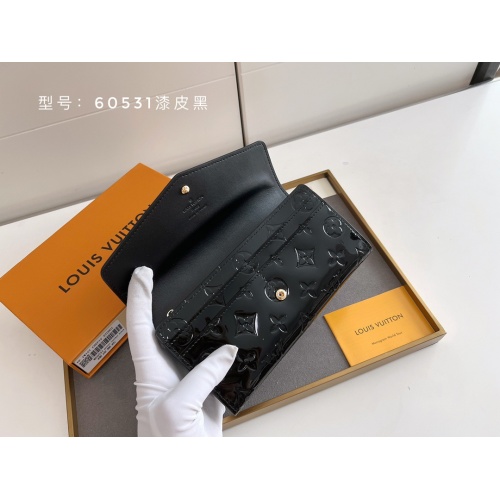 Cheap Louis Vuitton AAA Quality Wallets #1005216 Replica Wholesale [$45.00 USD] [ITEM#1005216] on Replica Louis Vuitton AAA+ Quality Wallets