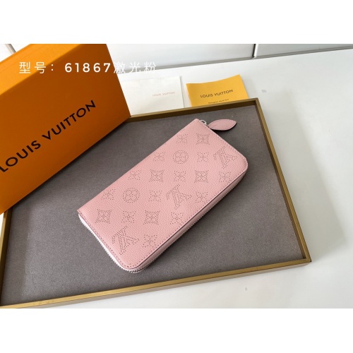 Cheap Louis Vuitton AAA Quality Wallets #1005222 Replica Wholesale [$45.00 USD] [ITEM#1005222] on Replica Louis Vuitton AAA+ Quality Wallets