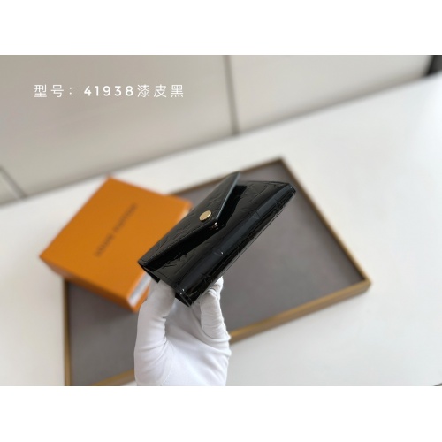 Cheap Louis Vuitton LV Wallets #1005234 Replica Wholesale [$42.00 USD] [ITEM#1005234] on Replica Louis Vuitton LV Wallets