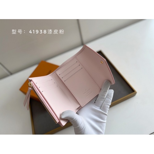 Cheap Louis Vuitton LV Wallets #1005235 Replica Wholesale [$42.00 USD] [ITEM#1005235] on Replica Louis Vuitton LV Wallets