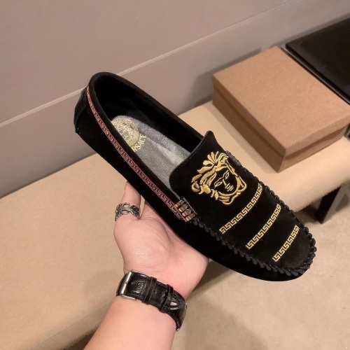 Cheap Versace Leather Shoes For Men #1005492 Replica Wholesale [$82.00 USD] [ITEM#1005492] on Replica Versace Leather Shoes