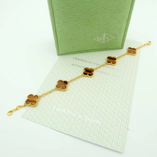 Cheap Van Cleef &amp; Arpels Bracelet For Women #997377 Replica Wholesale [$36.00 USD] [ITEM#997377] on Replica Van Cleef &amp; Arpels Bracelets