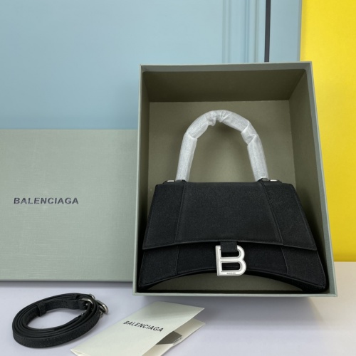 Cheap Balenciaga AAA Quality Messenger Bags For Women #997558 Replica Wholesale [$172.00 USD] [ITEM#997558] on Replica Balenciaga AAA Quality Messenger Bags