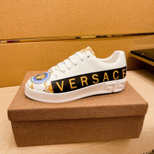 Cheap Versace Casual Shoes For Men #997685 Replica Wholesale [$76.00 USD] [ITEM#997685] on Replica Versace Casual Shoes