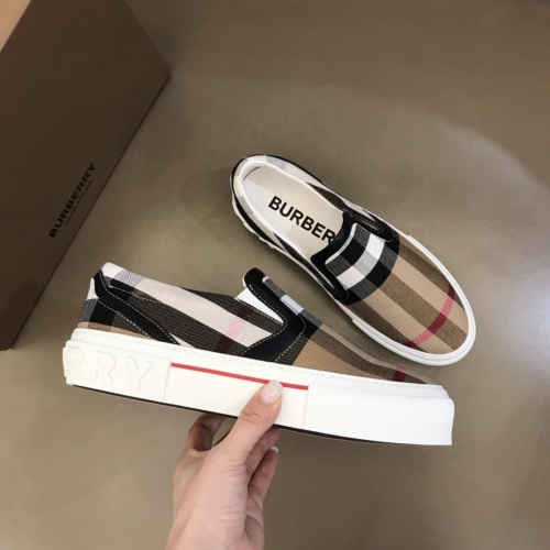 Cheap Burberry Casual Shoes For Men #997777 Replica Wholesale [$72.00 USD] [ITEM#997777] on Replica Burberry Casual Shoes