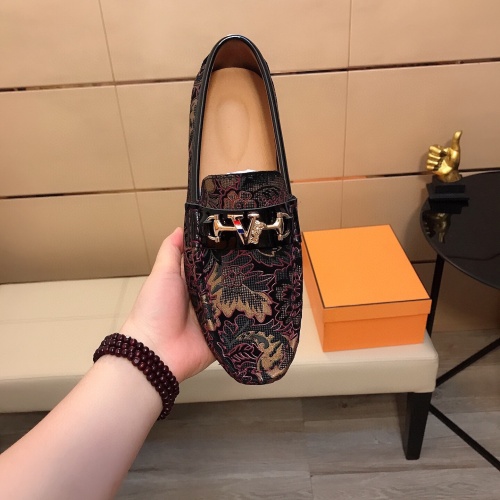 Cheap Versace Leather Shoes For Men #998897 Replica Wholesale [$72.00 USD] [ITEM#998897] on Replica Versace Leather Shoes