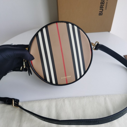 Cheap Burberry AAA Quality Messenger Bags For Women #999367 Replica Wholesale [$150.00 USD] [ITEM#999367] on Replica Burberry AAA Messenger Bags