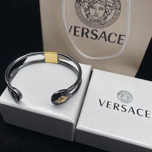 Cheap Versace Bracelet #999480 Replica Wholesale [$34.00 USD] [ITEM#999480] on Replica Versace Bracelets