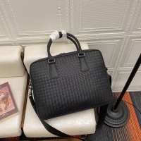 Bottega Veneta AAA Man Handbags #996439