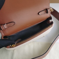 Cheap Burberry AAA Quality Messenger Bags For Women #999371 Replica Wholesale [$172.00 USD] [ITEM#999371] on Replica Burberry AAA Messenger Bags