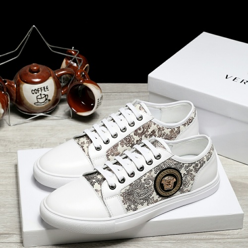 Cheap Versace Casual Shoes For Men #1007334 Replica Wholesale [$64.00 USD] [ITEM#1007334] on Replica Versace Casual Shoes