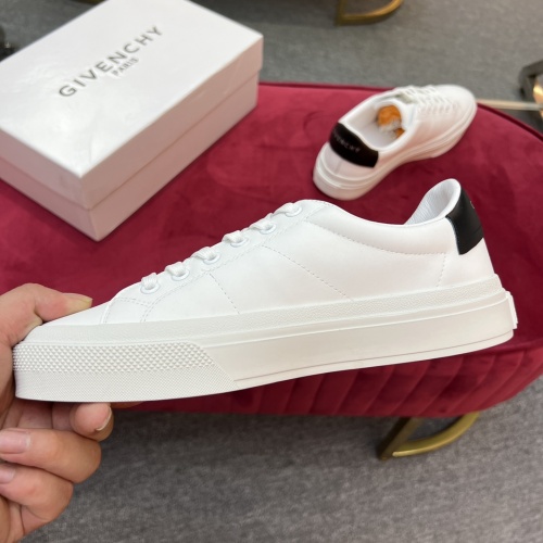 Cheap Givenchy Casual Shoes For Men #1007677 Replica Wholesale [$72.00 USD] [ITEM#1007677] on Replica Givenchy Casual Shoes