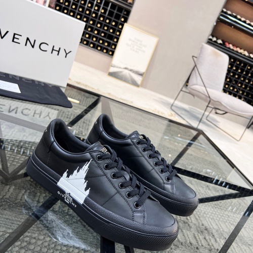 Cheap Givenchy Casual Shoes For Men #1007683 Replica Wholesale [$72.00 USD] [ITEM#1007683] on Replica Givenchy Casual Shoes