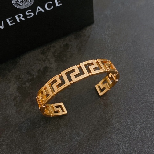 Cheap Versace Bracelet #1010002 Replica Wholesale [$36.00 USD] [ITEM#1010002] on Replica Versace Bracelets