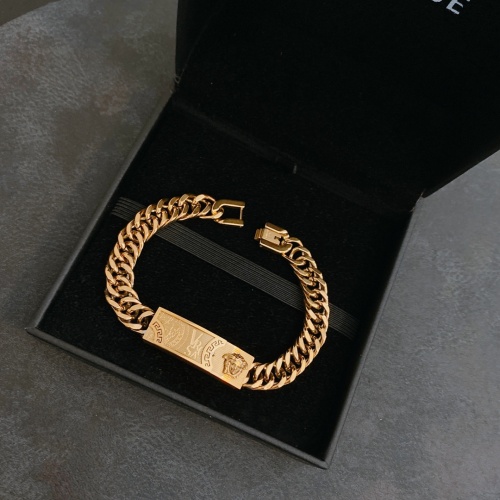 Cheap Versace Bracelet #1014954 Replica Wholesale [$48.00 USD] [ITEM#1014954] on Replica Versace Bracelets