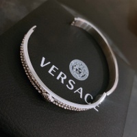 Cheap Versace Bracelet #1009986 Replica Wholesale [$42.00 USD] [ITEM#1009986] on Replica Versace Bracelets