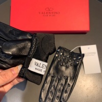 Cheap Valentino Gloves For Women #1012678 Replica Wholesale [$52.00 USD] [ITEM#1012678] on Replica Valentino Gloves