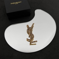 Cheap Yves Saint Laurent Brooches For Women #1013525 Replica Wholesale [$38.00 USD] [ITEM#1013525] on Replica Yves Saint Laurent Brooches