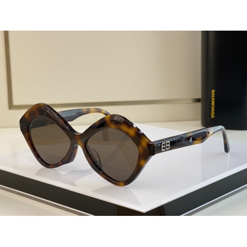 Cheap Balenciaga AAA Quality Sunglasses #1018538 Replica Wholesale [$56.00 USD] [ITEM#1018538] on Replica Balenciaga AAA Sunglasses