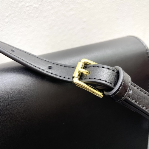 Cheap Dolce &amp; Gabbana D&amp;G AAA Quality Messenger Bags For Women #1019180 Replica Wholesale [$150.00 USD] [ITEM#1019180] on Replica Dolce &amp; Gabbana D&amp;G AAA Quality Messenger Bags