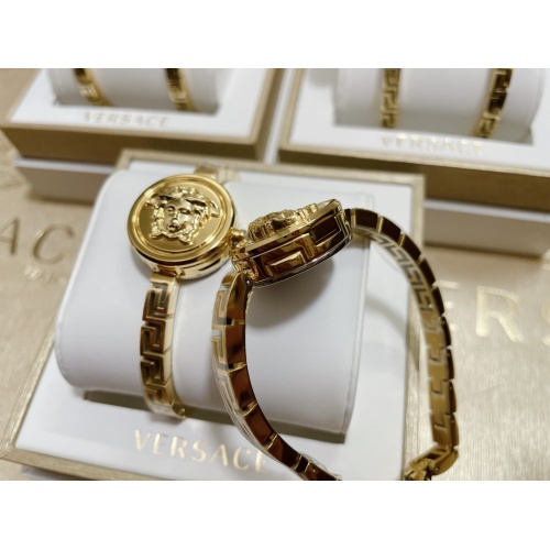 Cheap Versace AAA Quality Watches #1019971 Replica Wholesale [$132.00 USD] [ITEM#1019971] on Replica Versace AAA Quality Watches