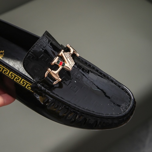 Cheap Versace Leather Shoes For Men #1021147 Replica Wholesale [$68.00 USD] [ITEM#1021147] on Replica Versace Leather Shoes